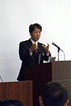 春日井技術企画官 写真